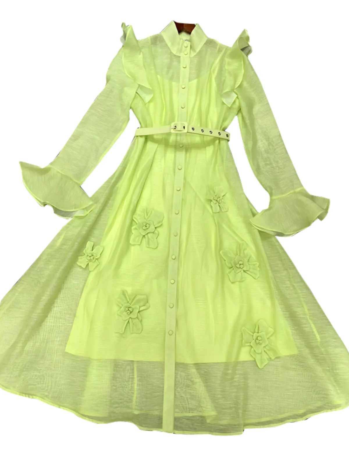 VGH Ele Long Sve Dr com Sves Alargadas e Decoração Branca em Camadas Vintage Court Sle een Dr