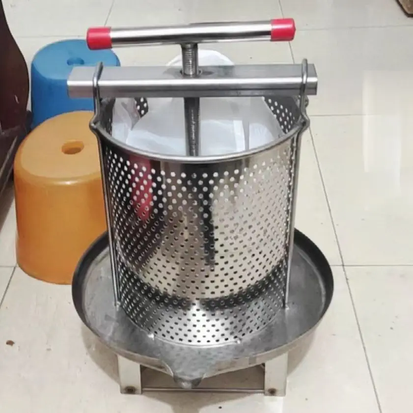 Beekeeping Tools St… - image