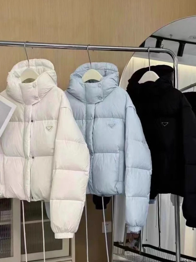 سترة نسائية كورية جديدة لعام 2025 سترات قصيرة خفيفة للغاية موضة شتوية بأكمام قابلة للفصل سترة منتفخة معطف منتفخ على شكل بطة بيضاء #1