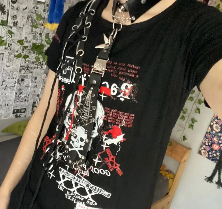 Japanese  Mens Summer Kill Matt Rock Punk Clothes Black Graffiti Skull Pattern Clothing Trendy Stripe Splicing Short T-shirt