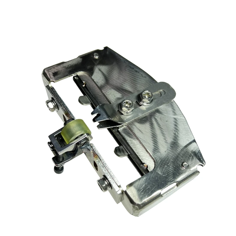 Wide Shirring Gathering Roller Presser Foot for Industrial Sewing Machine,Pleating Foot, Flat top, Wrinkled Bottom, High-quality
