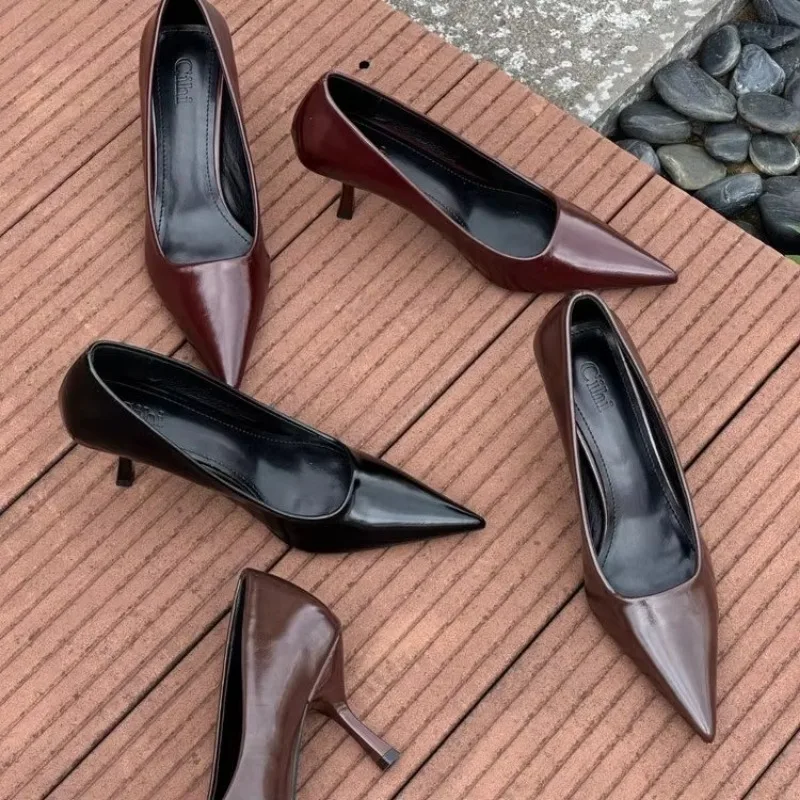 Vrouwen Sexy Hoge Hakken Puntige Partij Schoenen Ondiepe Mond Een Kick Stiletto Vrouwen Hakken Mode Bruiloft Schoenen 2024 Nieuwe Stijlen