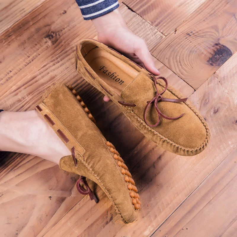 Fashion Shoe Large Size Men Loafers Soft Moccasins Genuine Leather Shoes For Men Casual Shoes Slip on Warm Flats Driving Shoes