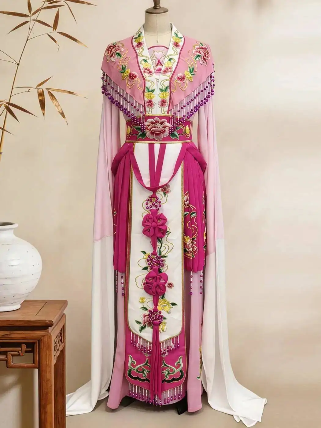 Traditional Chinese Yue Opera Costume Embroidered Water Sleeve Dress for Stage Performance & Cultural Events