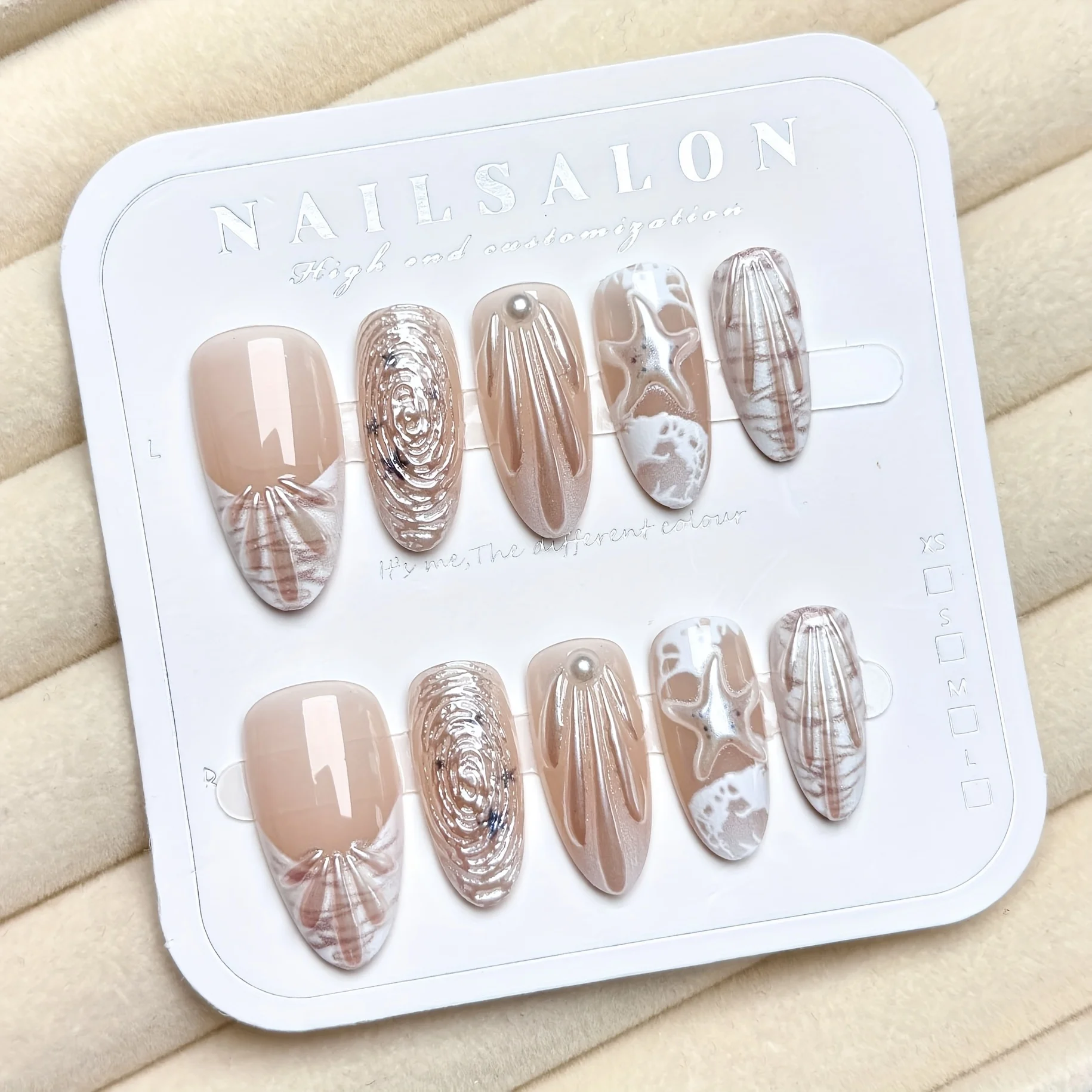 

10pcs Handmade Press on Nails White Ocean Shell Three-Dimensional Fake Nail for Women&Girls Short Detachable Wearable Nail Art