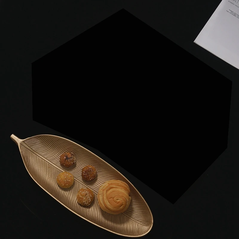 Imagem -03 - Bandeja de Servir de Folhas de Ouro Bandeja Decorativa Nórdica Palete de Jóias Prato de Lanche de Frutas Organizador de Armazenamento de Mesa Pequeno