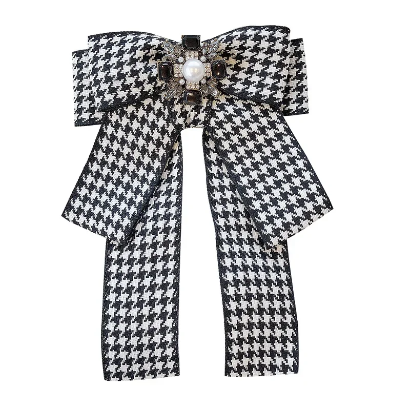 Koreańska tkanina artystyczna muszka broszka Rhinestone krawat kołnierzyk koszuli krawat Bowknot broszki moda biżuteria dla kobiet akcesoria