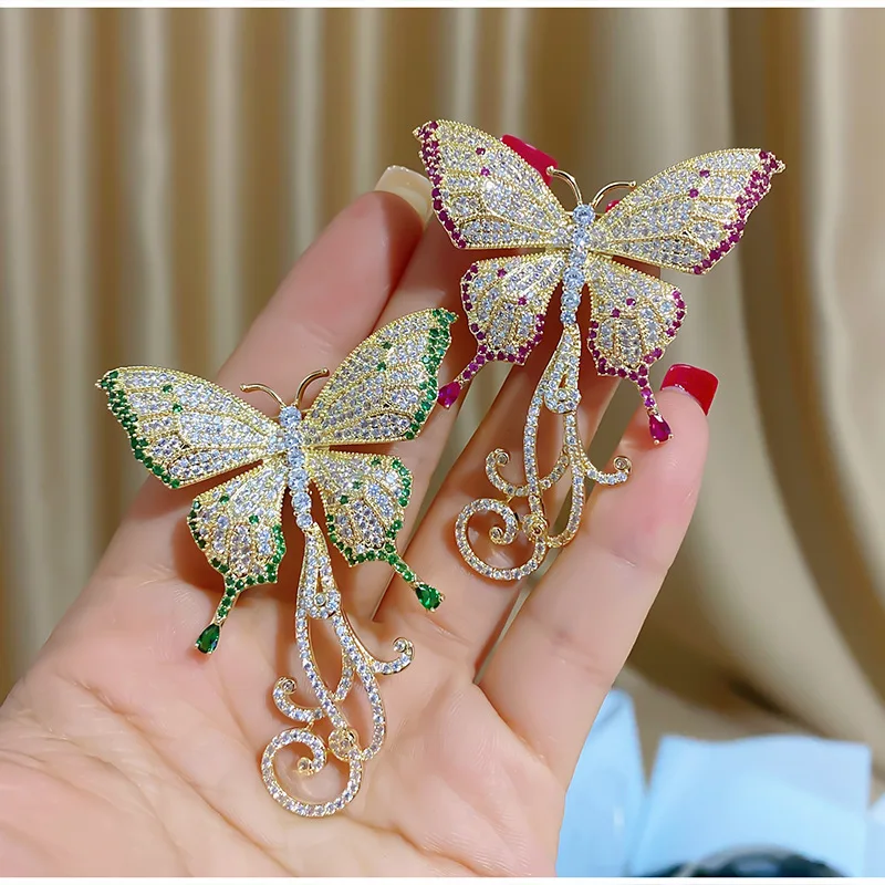 

Elegant Korean Micro-set Zircon Butterfly Tassel Brooch Atmospheric Luxury Insect Women Brooches for Coat Clothing Accessories