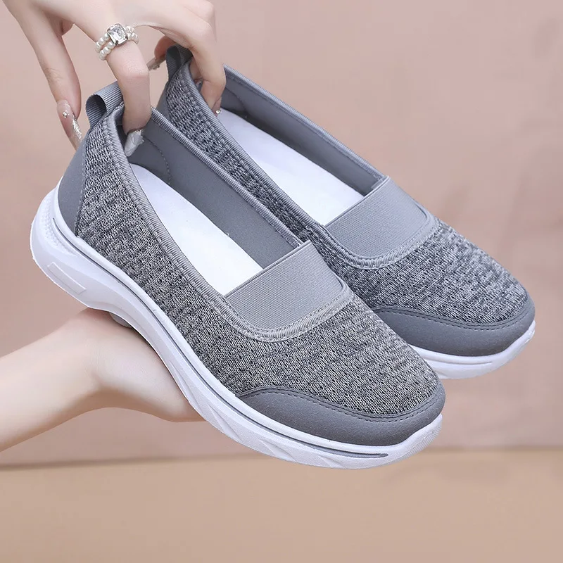 Summer 2026 Women's Casual Breathable Mesh Flat Shoes Comfortable Lightweight Thick-Soled Shoes for Everyday Wear
