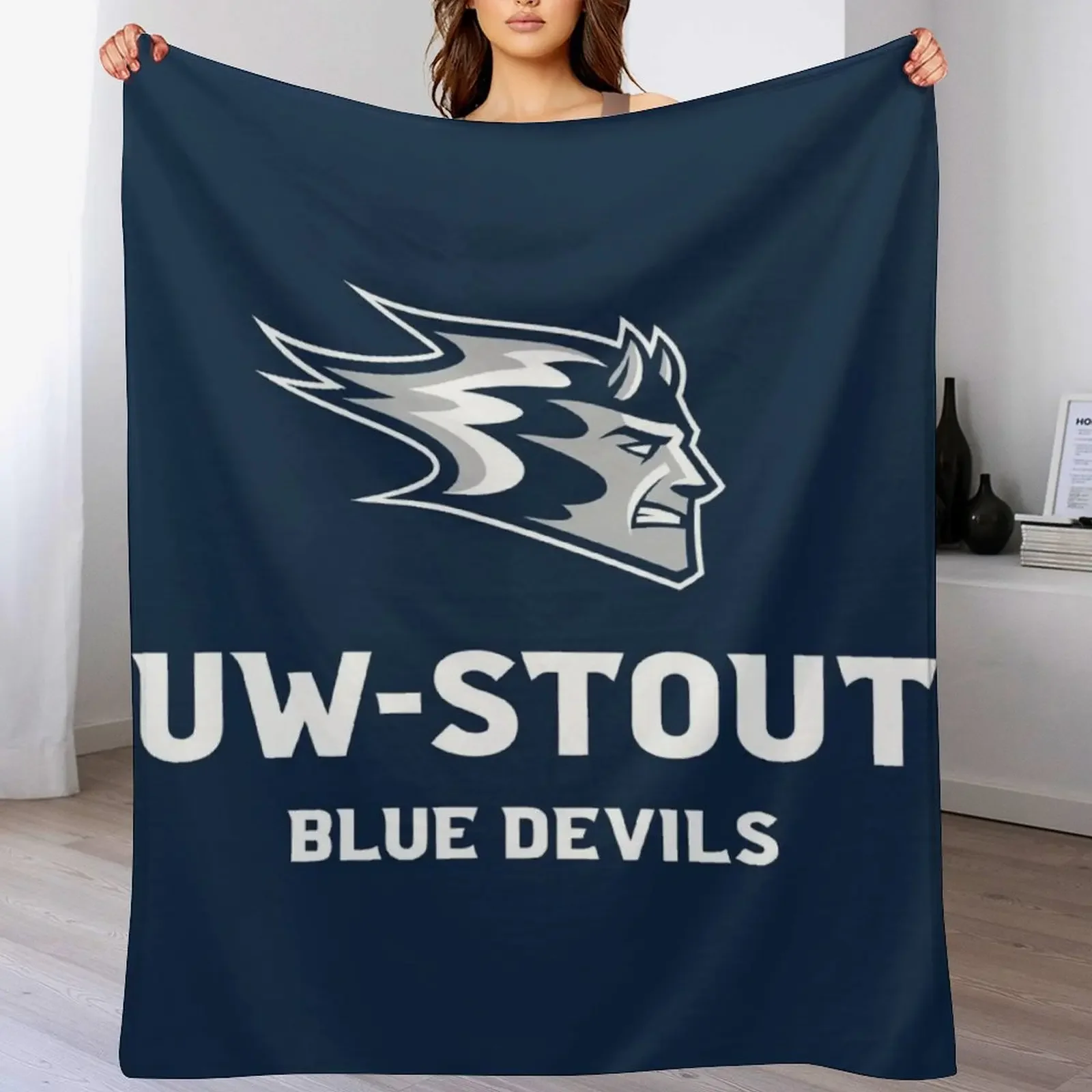 University of Wisconsina??Stout Throw Blanket Flannel Sleeping Bag valentine gift ideas Blankets