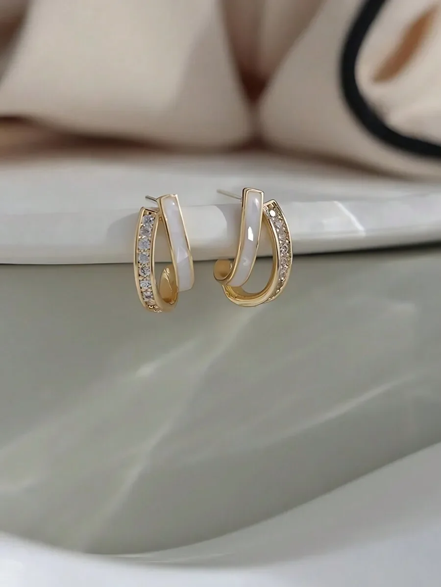 

Minimalist Geometric Hoop Earrings With White Shell And Crystal Accents For Women