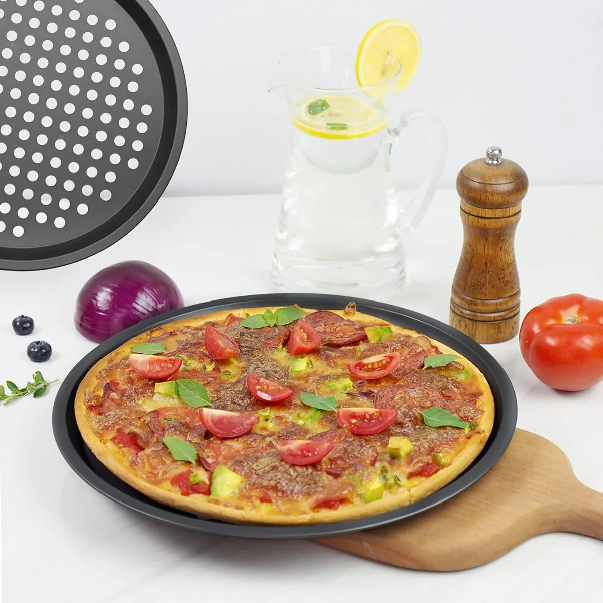 1/2Pcs Carbon Steel Perforated Pizza Pan with Holes Non Stick Round Tray Tool Crispy Baking Kitchen Cooking Tool for Oven