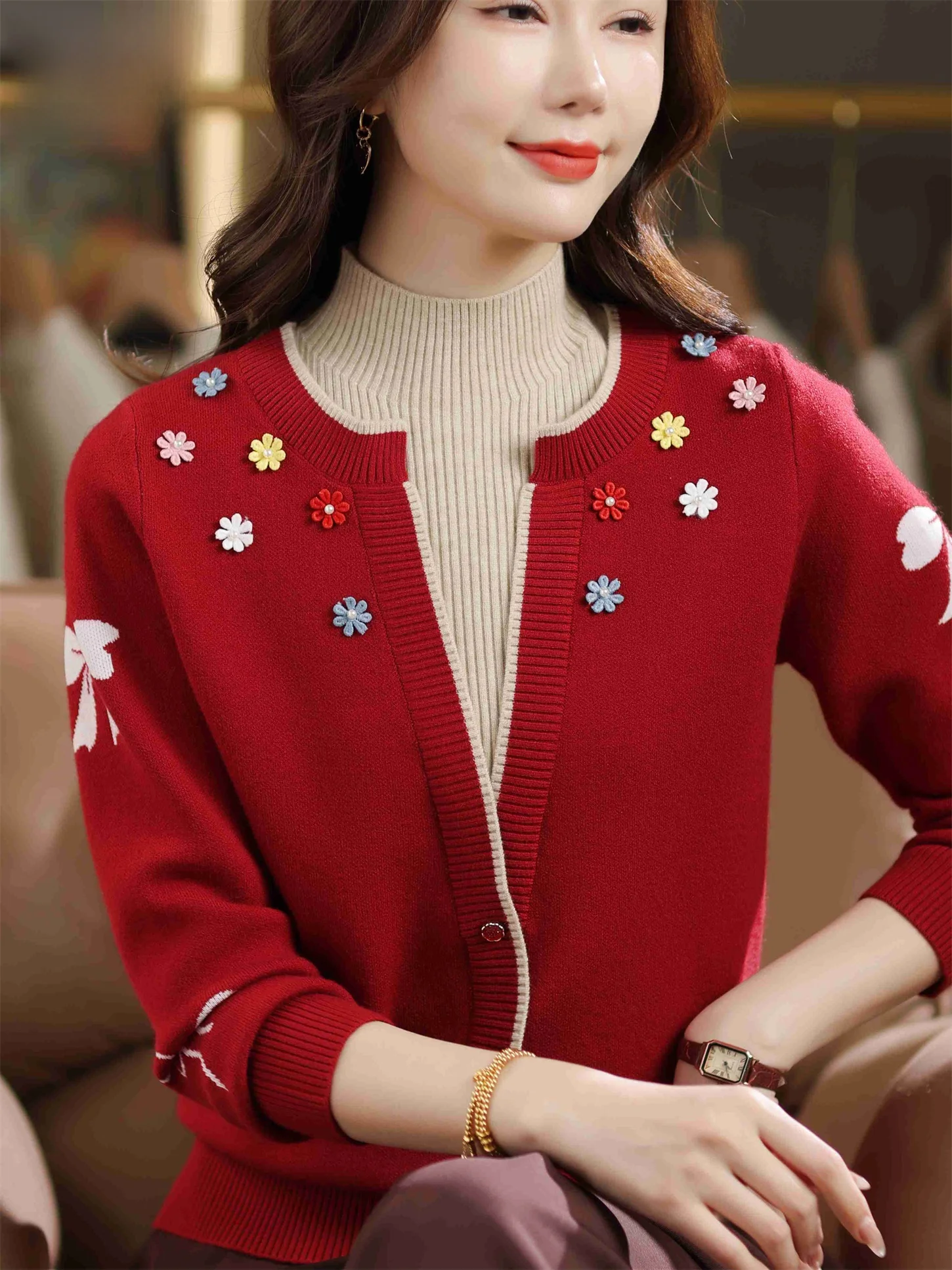

Модный вязаный шерстяной топ с высоким воротником для мамы, осенне-зимняя новая женская одежда с вышивкой для пожилых людей