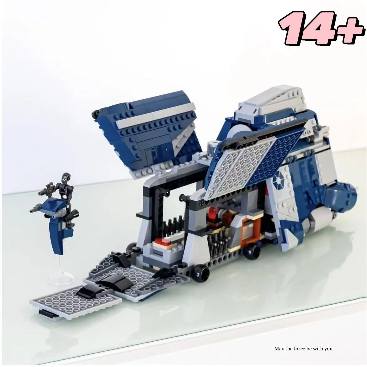 2025 مايو الرابع-976 قطعة MTT 75435 تعديل حرب الفضاء العسكرية MOC سفينة الفضاء اللبنات نموذج الطوب اللعب الهدايا
