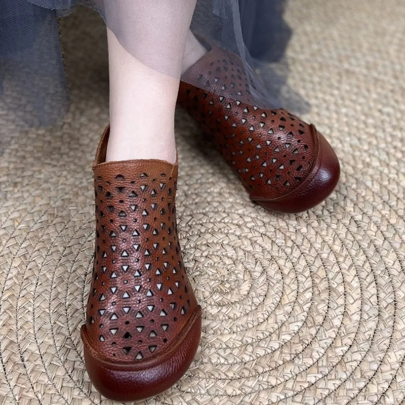 

Summer 2025 New Fashion Chunky Heel, Round Head, Back Zipper, Ethnic Style, Hollowed-out Chunky Heel Low-top Sandals for Women