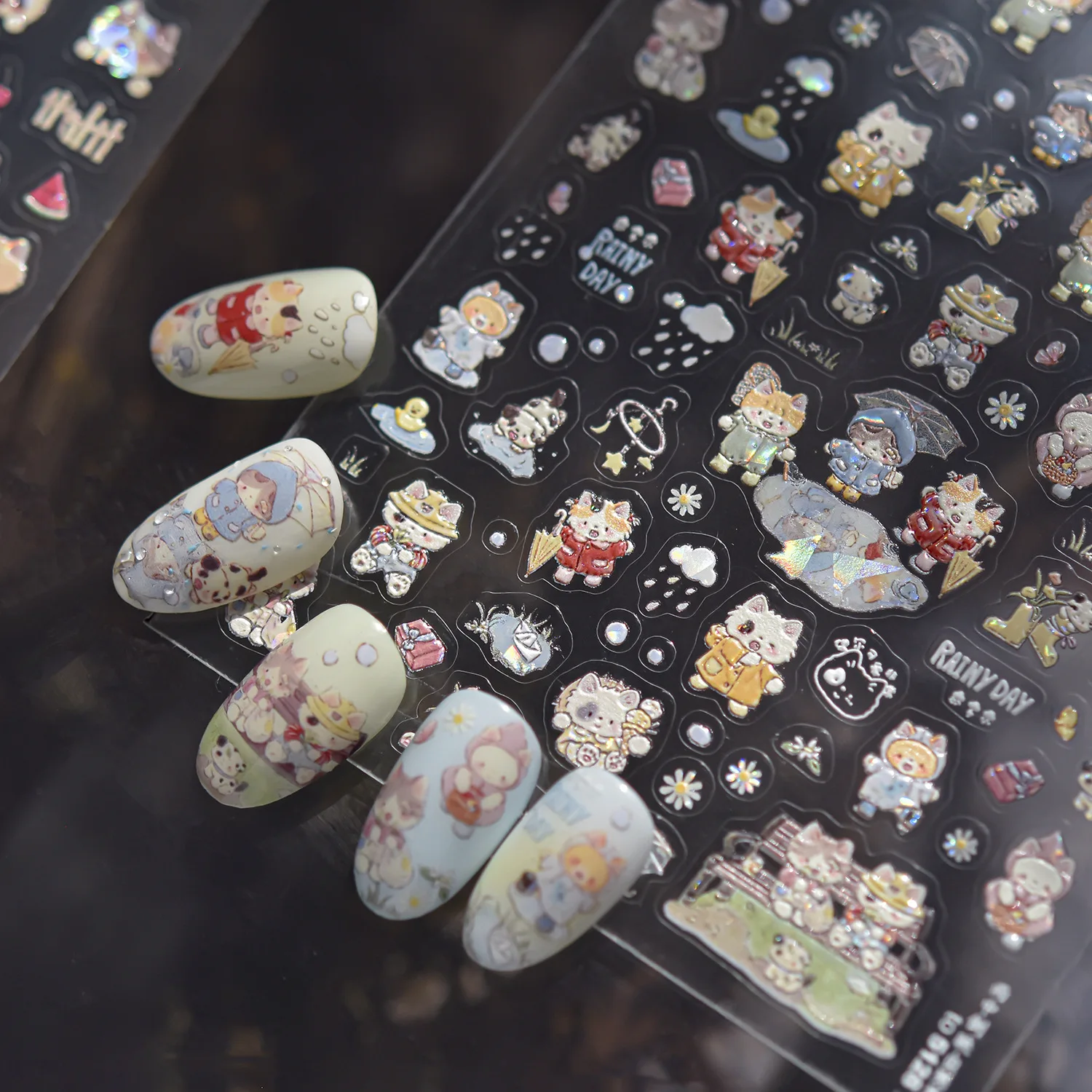 かわいい夏のネイルアートデコレーションステッカー 5D エンボス加工かわいい漫画スイカ自己粘着ステッカー爪 DIY アクセサリー