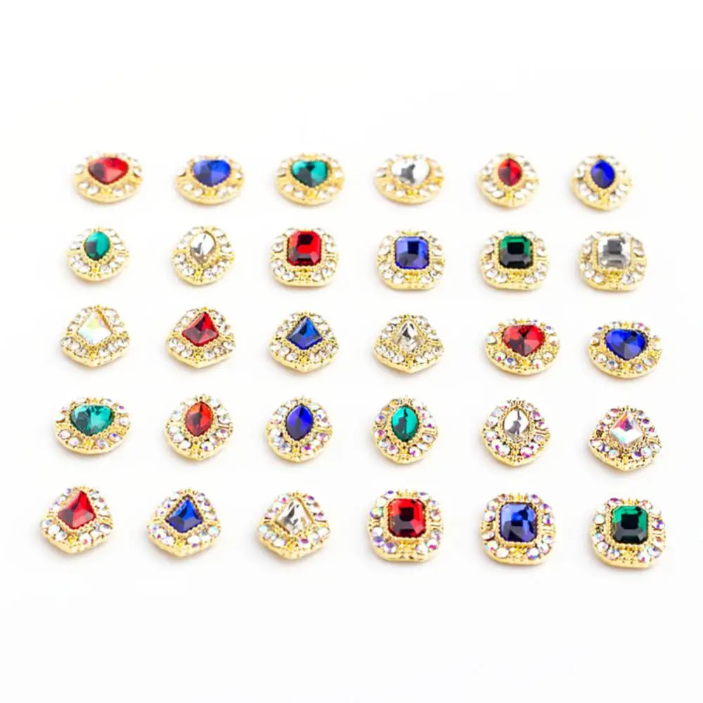 إكسسوارات فن الأظافر، ملصقات أظافر ثلاثية الأبعاد رائعة وفريدة من نوعها على الطراز الكوري من Ab كريستالات معدنية على شكل قلب ومتعددة الاستخدامات