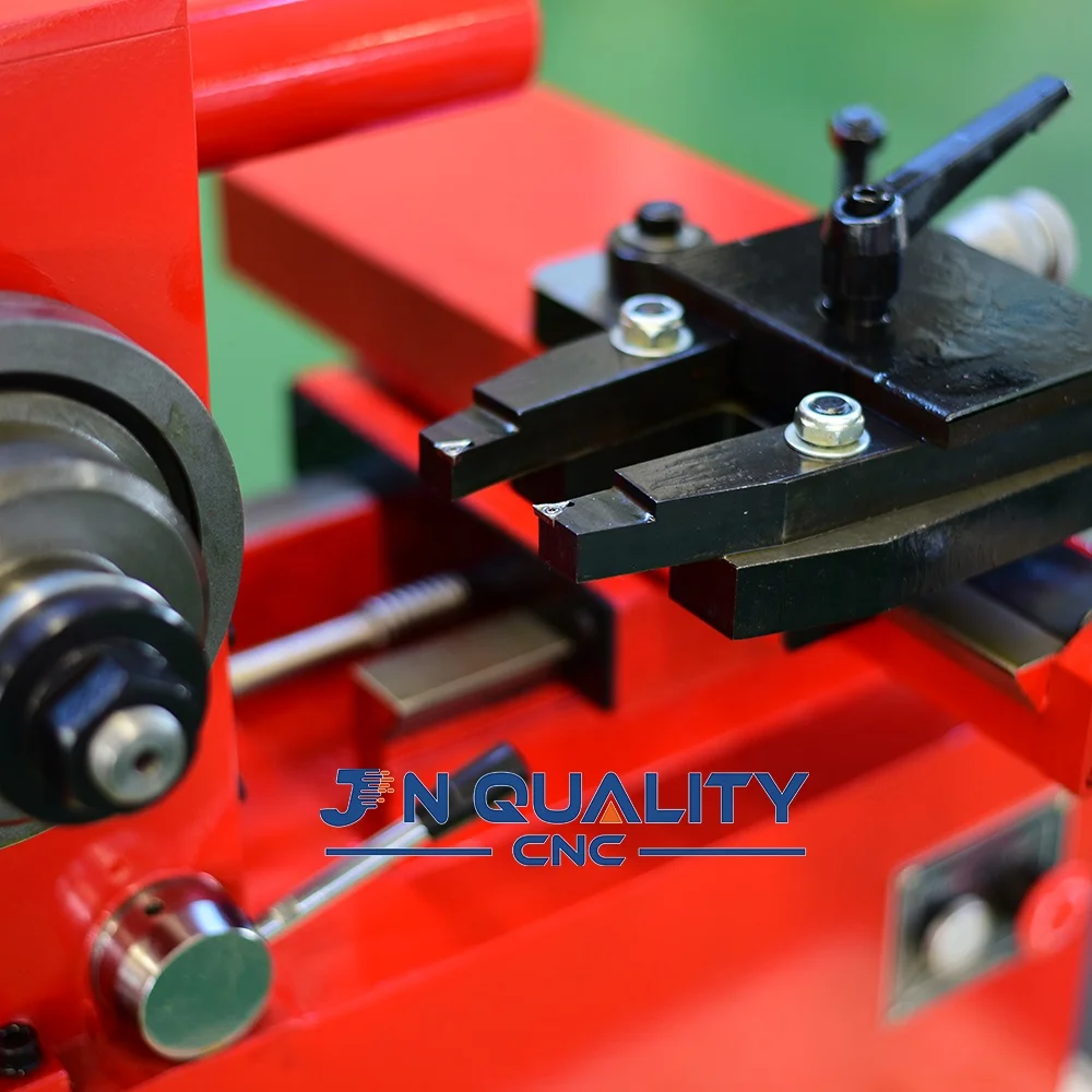 Fabbrica direttamente la macchina per la riparazione del tamburo del freno/freno per auto con scrematrice a disco C9335A