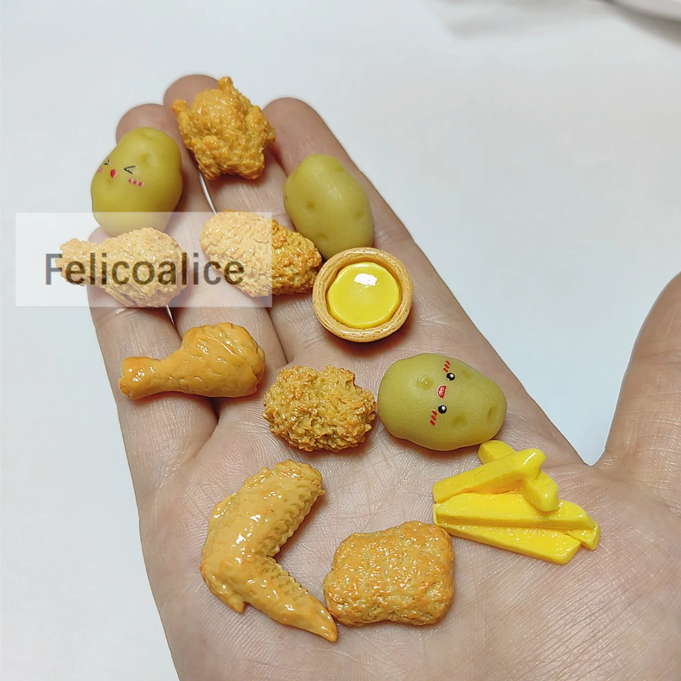 8 Stück 1:6 gefälschte Mini-Gemüse-Harz-Kartoffel für Heimdekoration, Ornamente, Miniatur-Lebensmittelmodelle – Detail 3