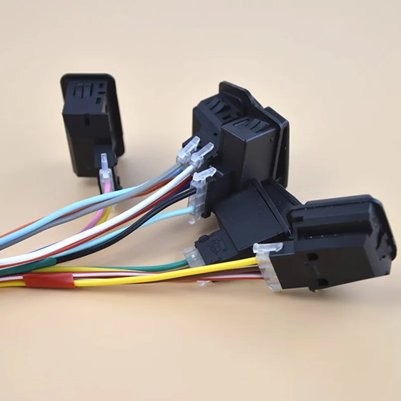 Motorcycle Horn Light Turn Signal High Low Beam Button Start Switch Connecters 2/3/4pin Plug for Electric Scooter ATV Moped