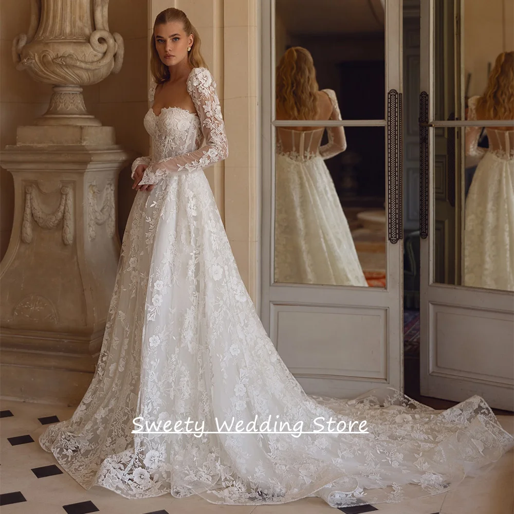 

Gorgeous Lace Wedding Dress Robe De Mariee Customized Sweetheart Long Sleeves Court Train Illusion Back Bridal Gown