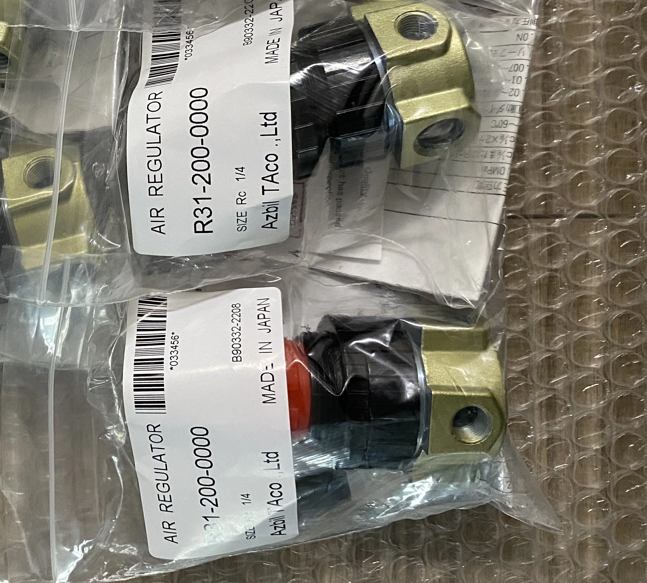 R31-100-0000 R31-200-0000 Pressure Regulator