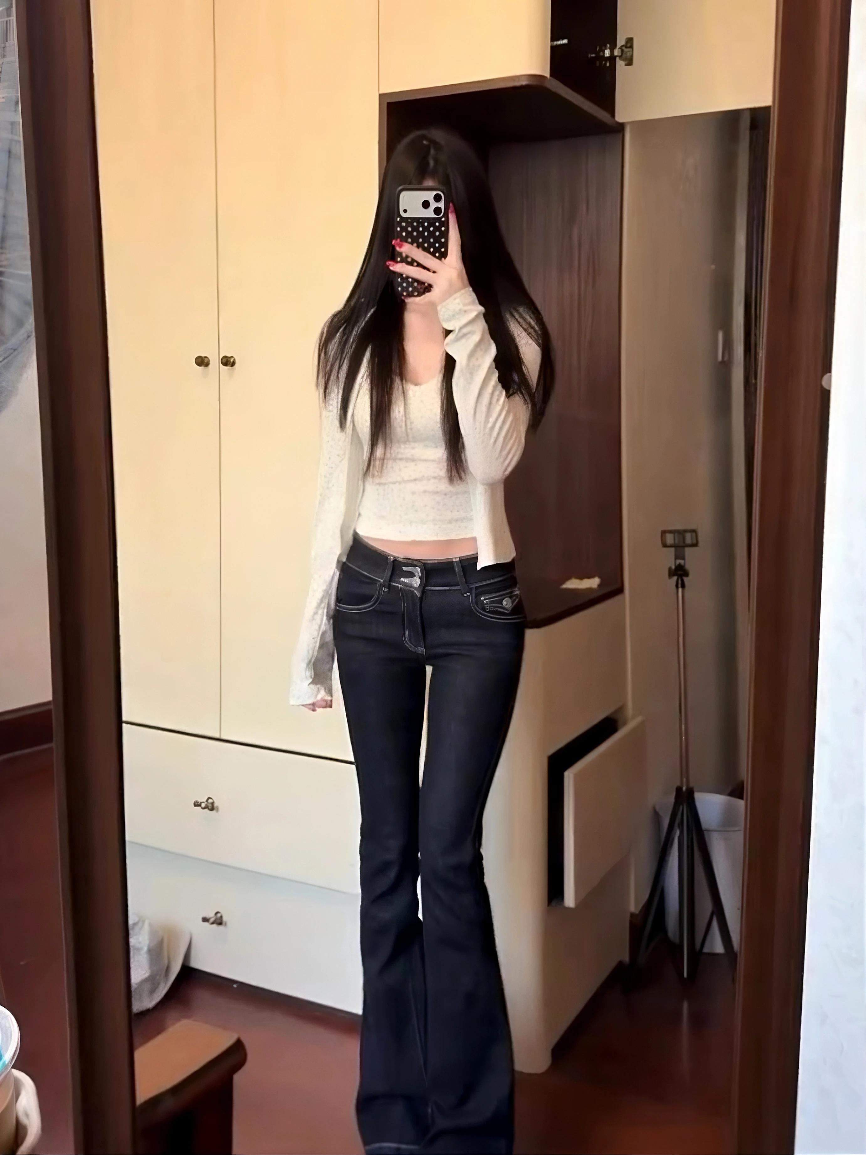 

Low Waist Bell Bottom Slim Fit Korean Style Retro Hot Girl Jeans with Hip Pad Medium Stretch Spring Fashion Ladies Denim