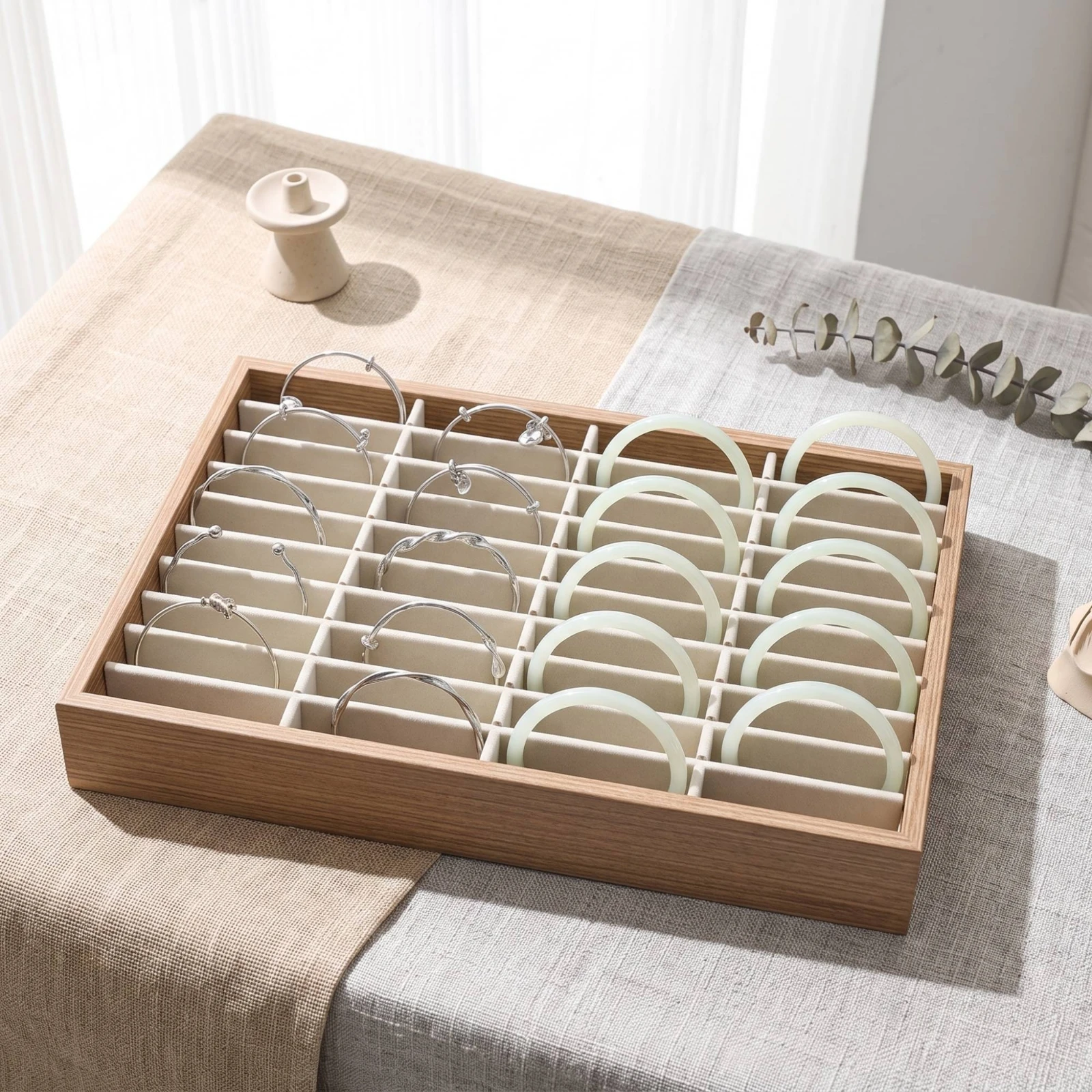 Jewelry Display Tray Wood-Grain Bracelet Organizer Bangle Display Box Rectangular Jewelry Tray with Compartments Slim Design