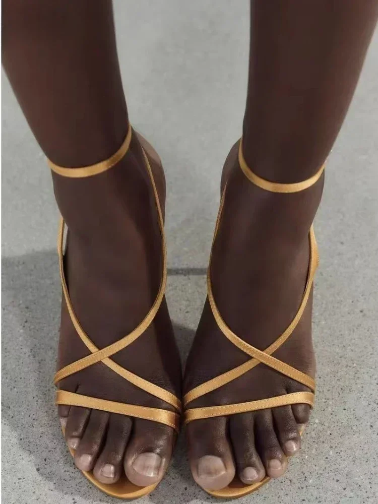 

Summer and Autumn Pure Color One Belt Banquet Style Fine Heel Sandals Shoes Women's Versatile Open Toed High Heels