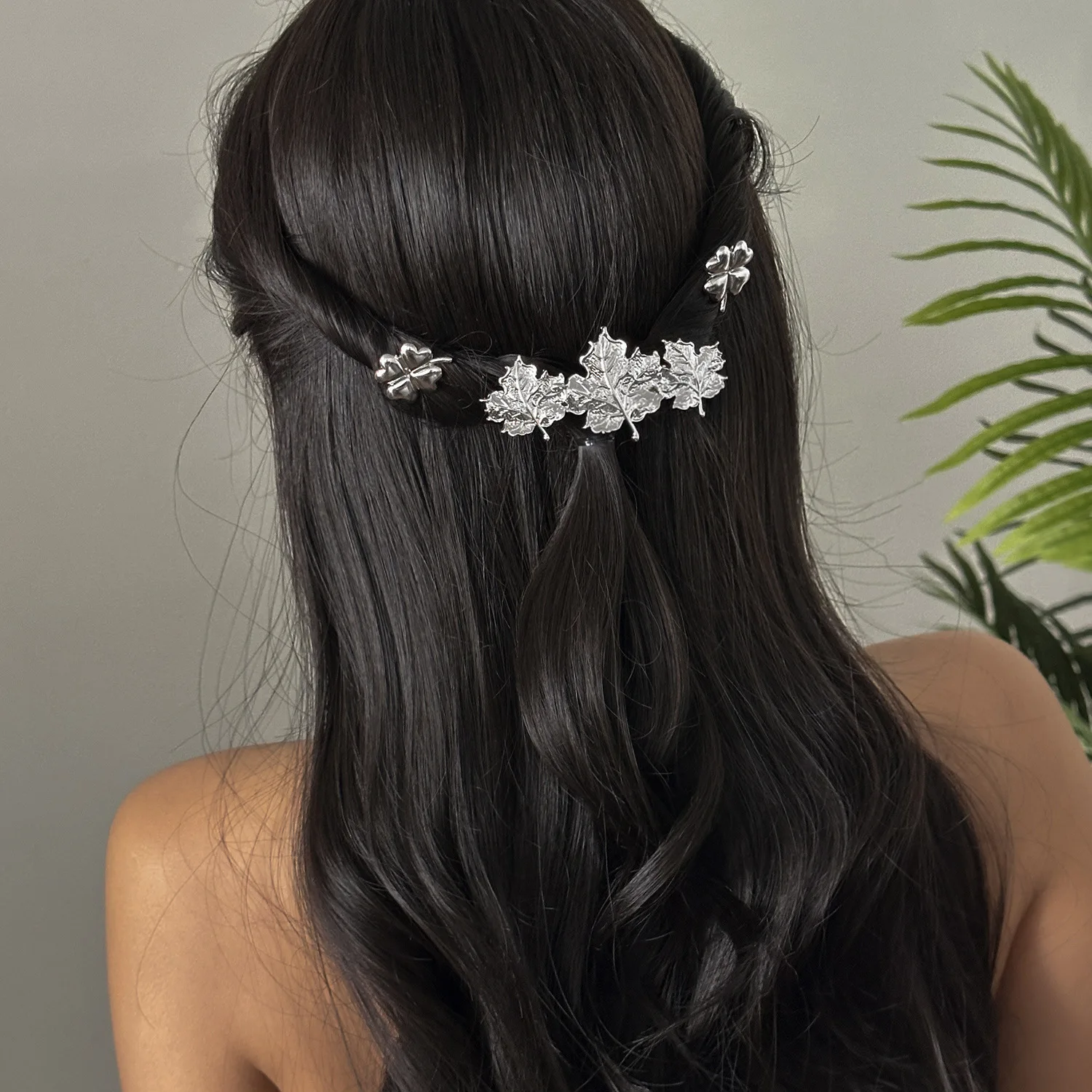 Golden Maple Leaf Hair Clip Versatile Light Luxury Style Four Leaf Clover Flower Headpiece