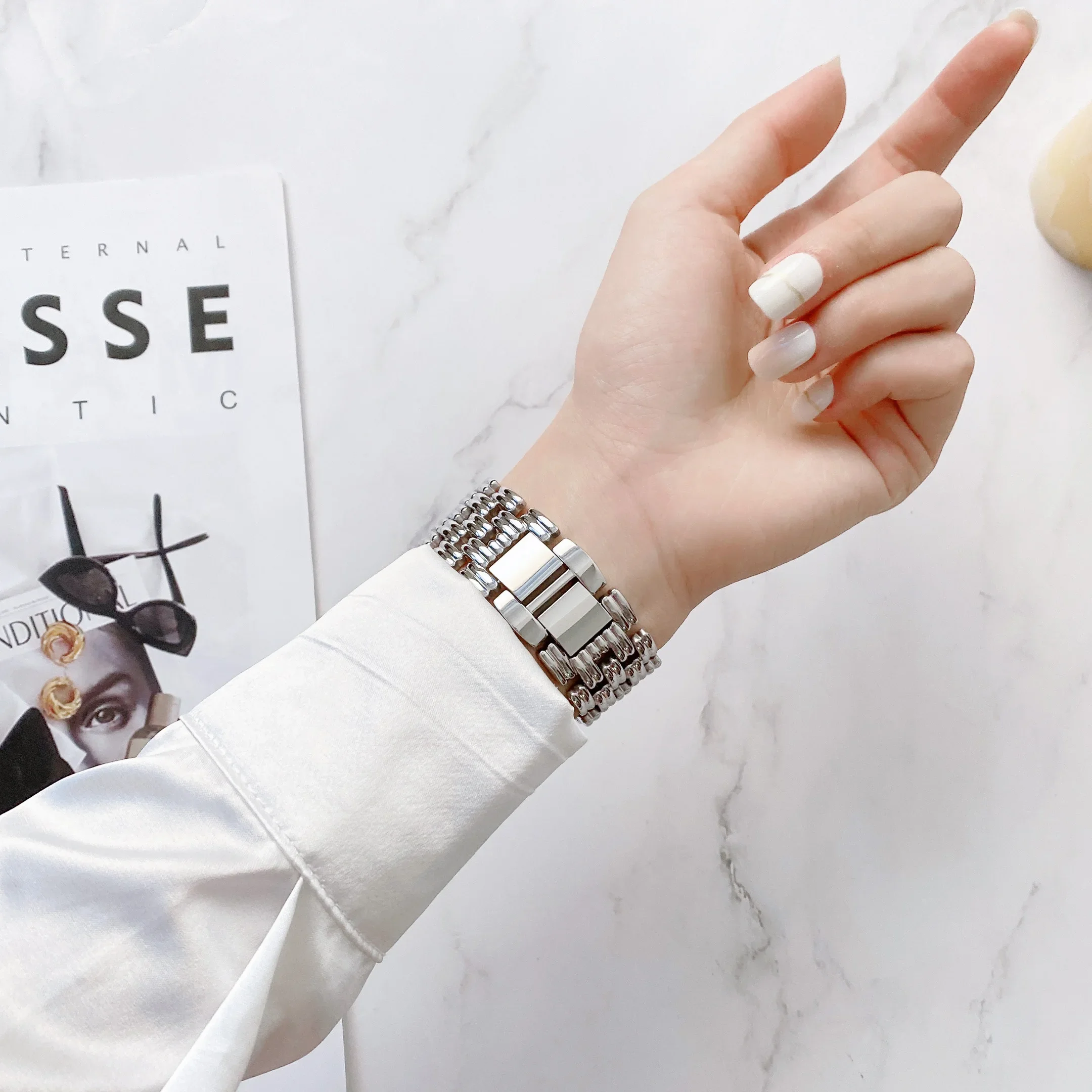 Metal strap For Apple watch band 45mm 41mm 44mm 42mm 40mm 46mm 49mm Link Bracelet Strap iWatch series Ultra 10 9 8 7 6 5 4 Belt