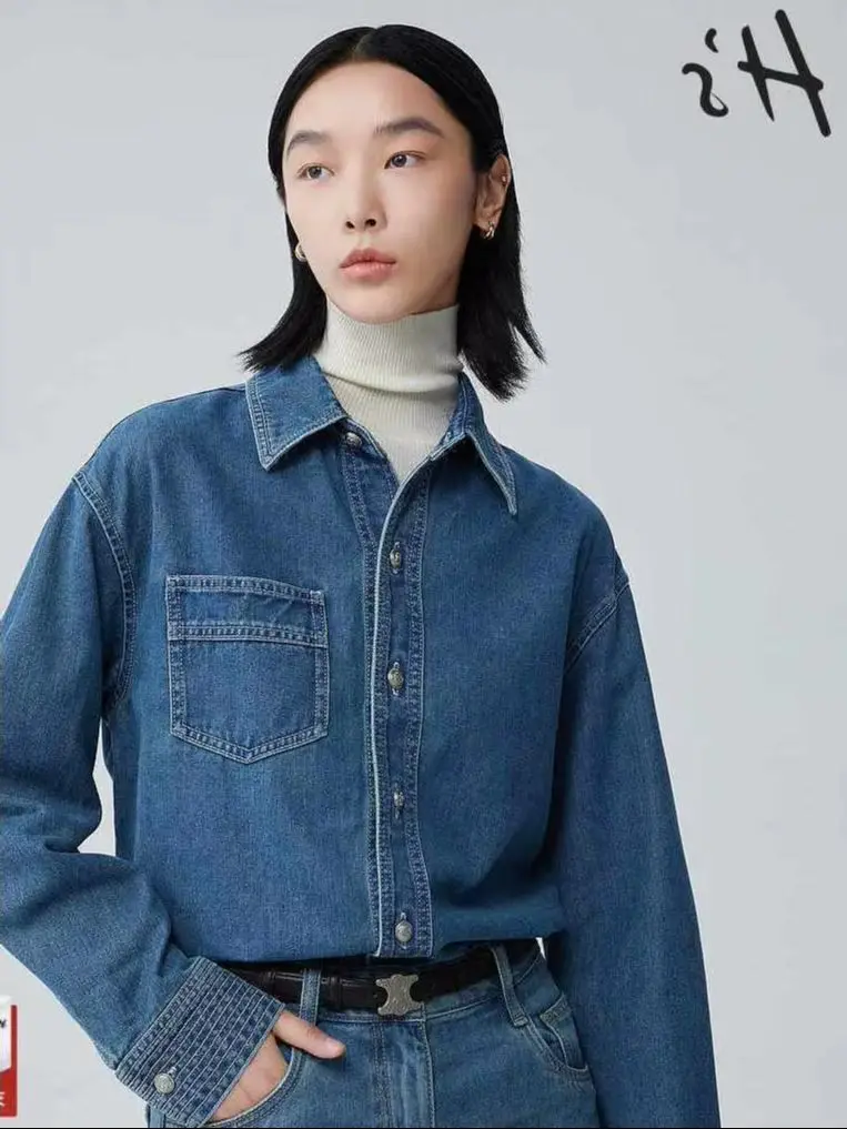 

Blue Retro Vintage Denim Shirt For Women In The Spring And Autumn Of 2025, New Style With A Lapel And Washed Long Sleeved Shirt