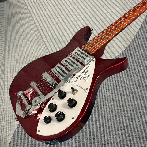 Hot Sale Metallic Red 325 Model Electric Guitars 527 mm Scale Length Mahogany Body