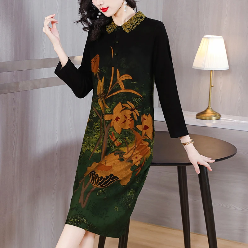 2023 Autumn and Winter Silk Velvet Flower Printed Long sleeved Dress for Women's Loose Size Retro Qipao Slim Knee Length Robe