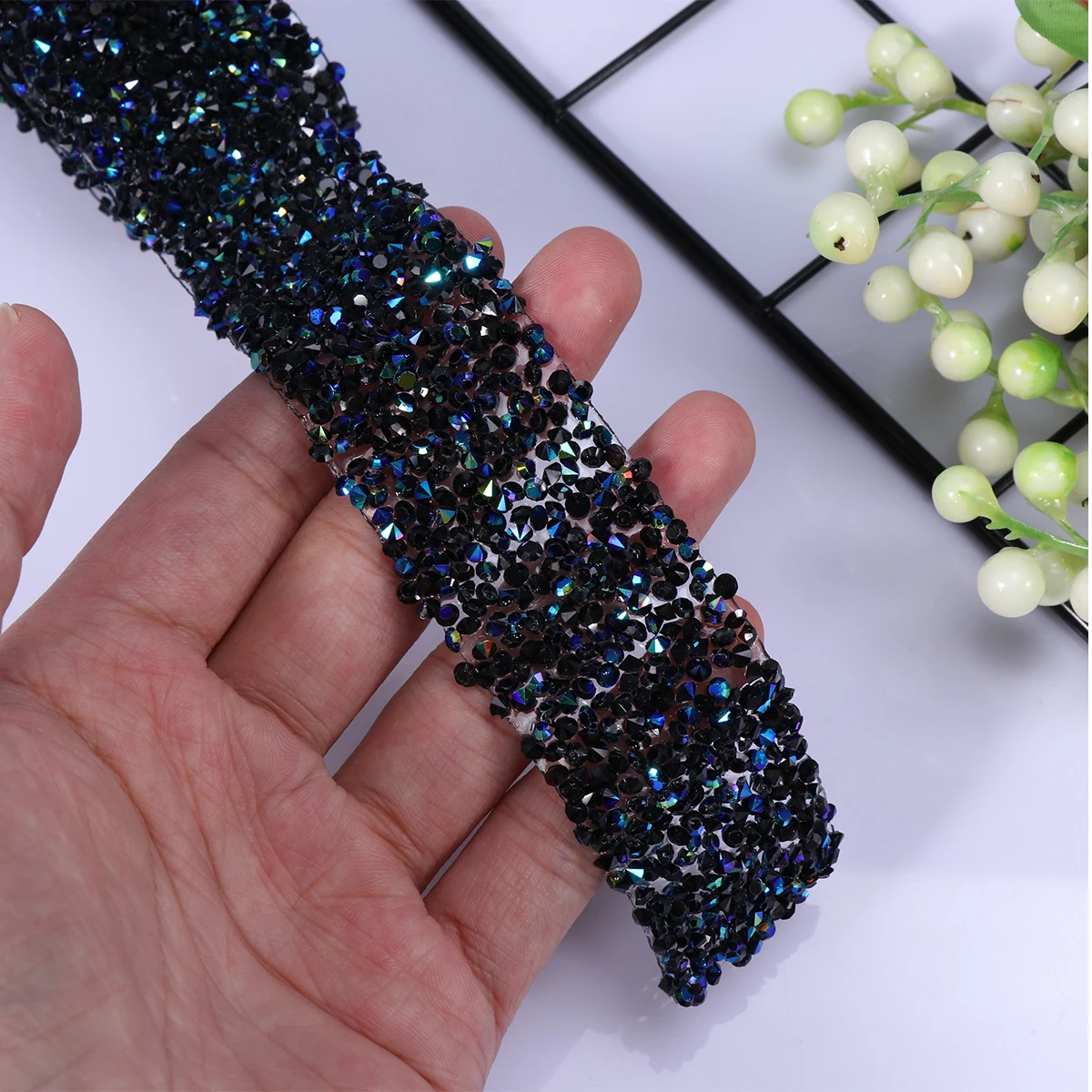 

Adhesive Mesh Drill Patch Cake Decorations Diamond Applique Clothing Bridal Dress Belt Trim Rhinestone Ribbon Bride Crystal