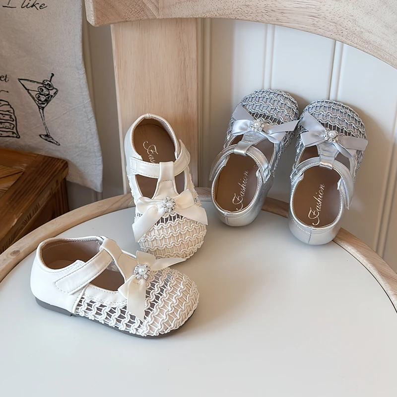 

Toddler Girls Mary Jane Flats with Cute Bow 2026 New Summer Kids T-strap Leather Shoes Soft Sole Trendy Princess Party Wedding