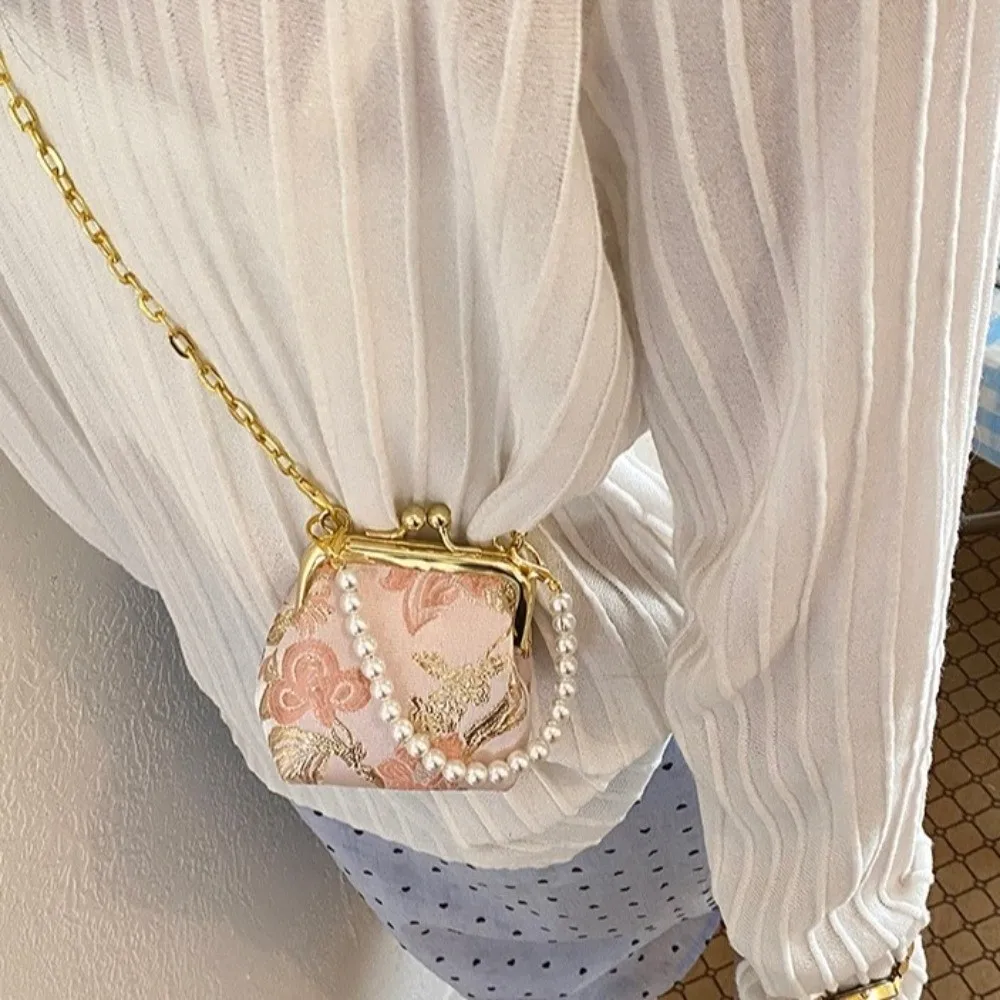 Retro Kiss Lock Crossbody Bag Shell Shape Ethnic Style Chinese-style Mini Bag Embroidery Elegant