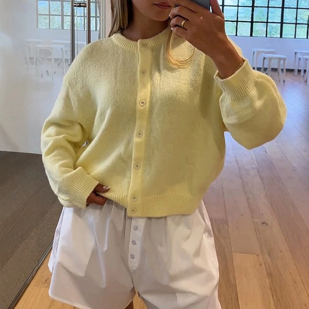 

Женский кардиган с длинными рукавами, простой однотонный повседневный кардиган с круглым вырезом и пуговицами спереди для осенне-зимней повседневной носки