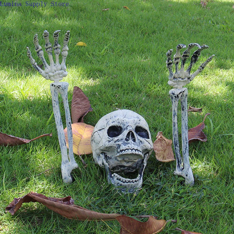 Décoration d'Halloween : Squelette de simulation au sol avec accessoires de crâne