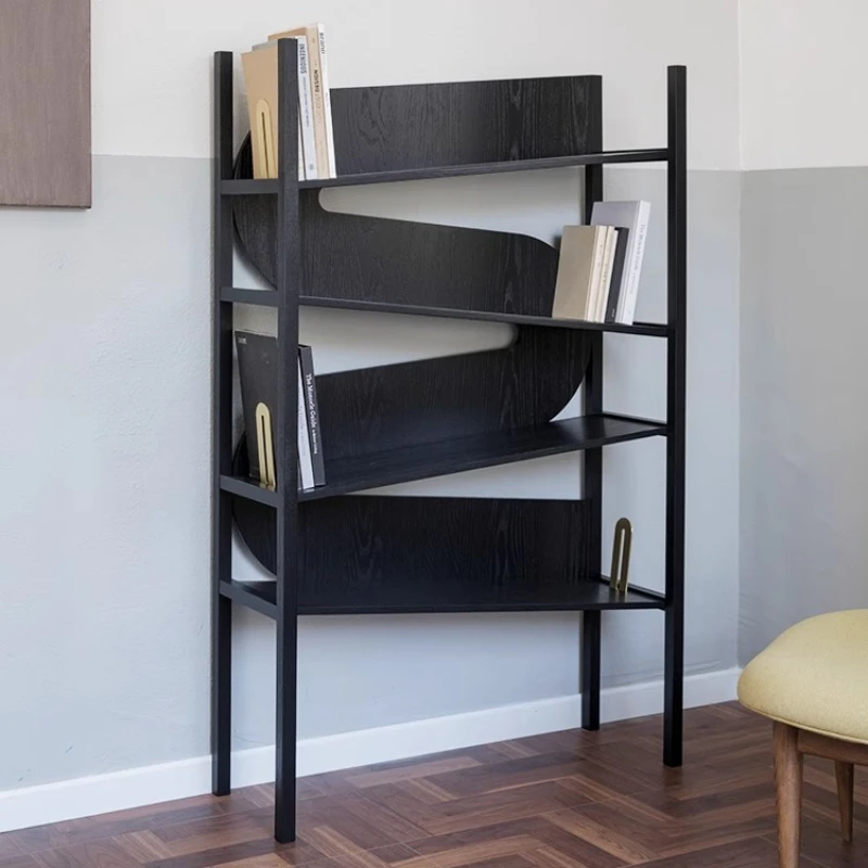 

Solid wood bookshelf layered baffle against the wall small apartment