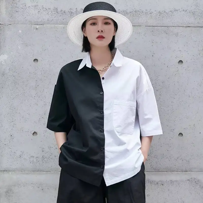 

Women's Short Sleeve Shirt Summer New Black And White Collision-Color Stitching Couples With The Same Casual Large Size Shirt