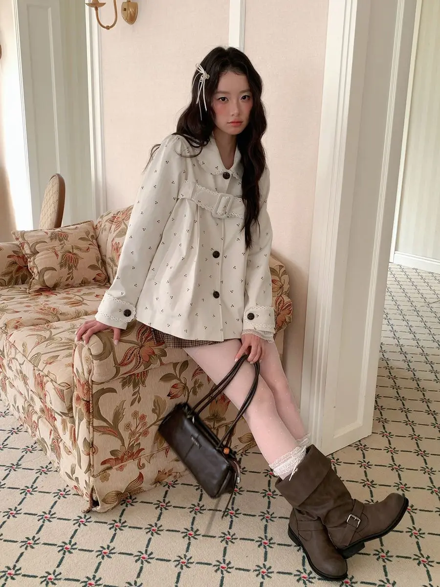 Mori Kei Blouse for Women Ivory Floral Print Peter Pan Collar Lace Trim Long Sleeve Buckle Detail Vintage Button Up Loose Top