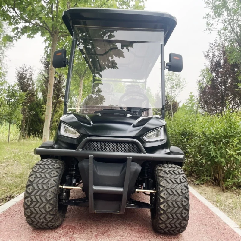 

Классический высокоскоростной электрический гольф-кар 5 кВт/7 кВт с внедорожными шинами, передним бампером и сенсорным мультимедийным экраном.