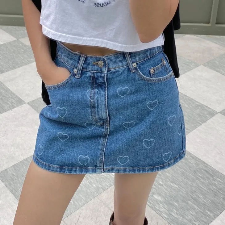 

Fashionable Retro Heart Shaped Denim Skirt Korean Style Spring Autumn Winter Women's Casual Skirt for Date Street Style