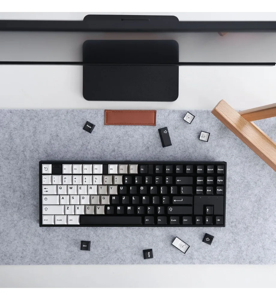 Keycap personality original height two-color forming gradual change black and white mechanical keyboard cap retro