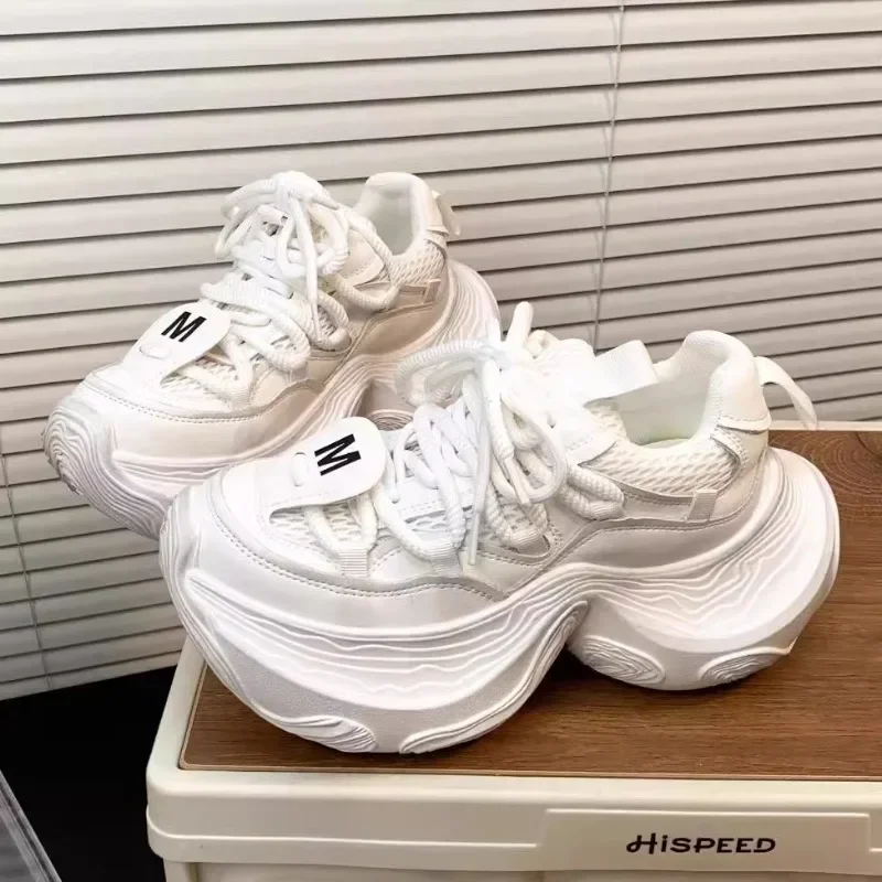 

2025 сетчатая женская вулканизированная обувь, уличные дышащие повседневные женские кроссовки, однотонные женские повседневные кроссовки на легкой платформе со шнуровкой