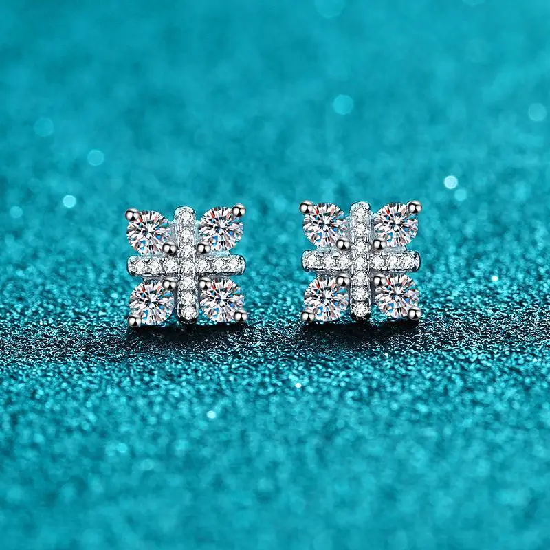 

18K gold earrings for women, micro inlay 48 points moissanite plated PT950, platinum earrings, diamond earrings