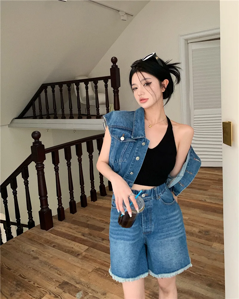 Retro Sleeveless Denim Coat Short Plant Women's Short Cardigan Single Breasted Jacket Summer New High Waist Denim Small Vest Top