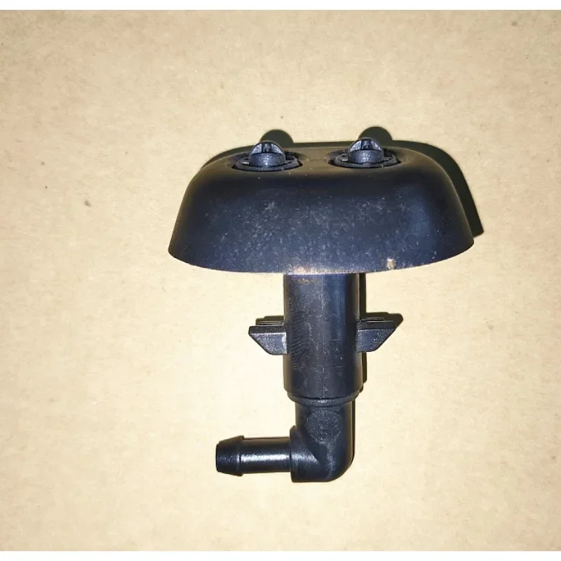 

Headlight Left and Right Spray Nozzles Are Used for The 10-16 for Model Year for Land Rover Discovery 4