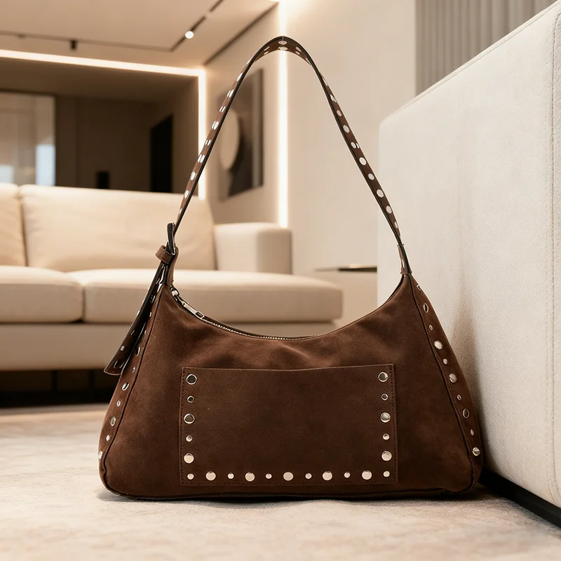 

Замшевая сумка через плечо с французскими шипами, мотоциклетная сумка в стиле Y2k с широким ремешком с пряжкой, повседневная сумка для подмышек